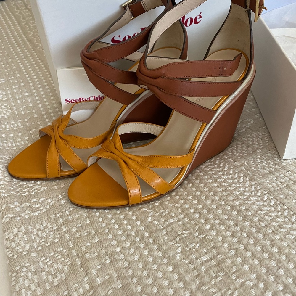BNIB See by Chloe Wedge Sandals sz 40